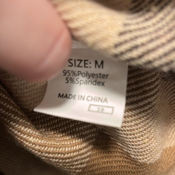 NWOT Brown Flannel Shacket - Picture 3 of 4